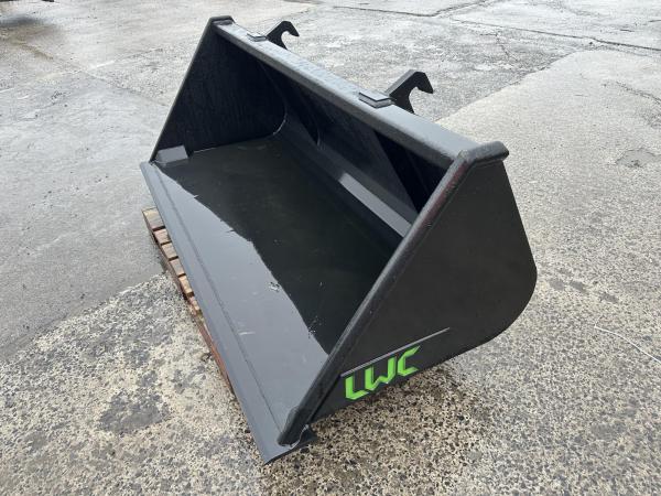 LWC 6.6' x 24